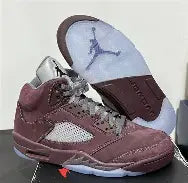 Jordan 5 Retro Burgundy (2023)