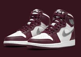 Jordan 1 Retro High OG Bordeaux