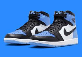 Jordan 1 Retro High OG UNC Toe
