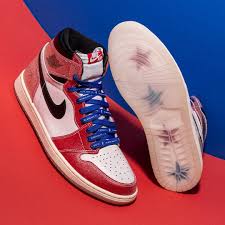 Jordan 1 Retro High Trophy Room Chicago (Friends and Family) (W/ Blue Laces)