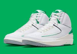 Jordan 2 Retro Lucky Green (GS)